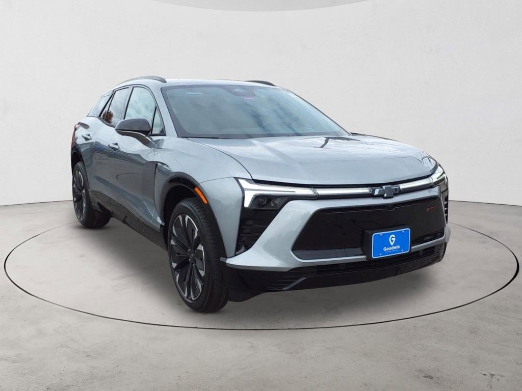 New 2025 Chevrolet Blazer EV RS image 3