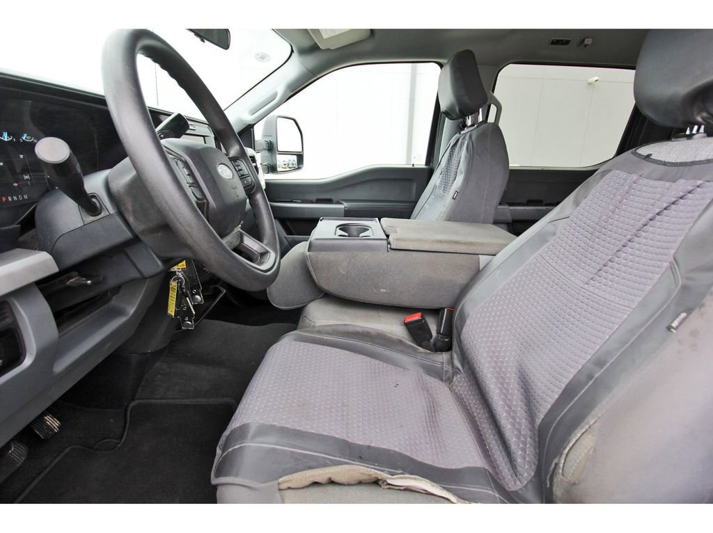 Used 2025 Ford F250 XLT image 6