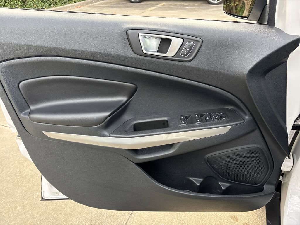 Used 2021 Ford EcoSport Titanium image 16