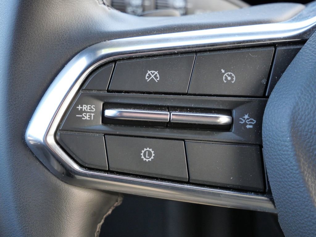 Used 2025 Chevrolet Tahoe LT image 39