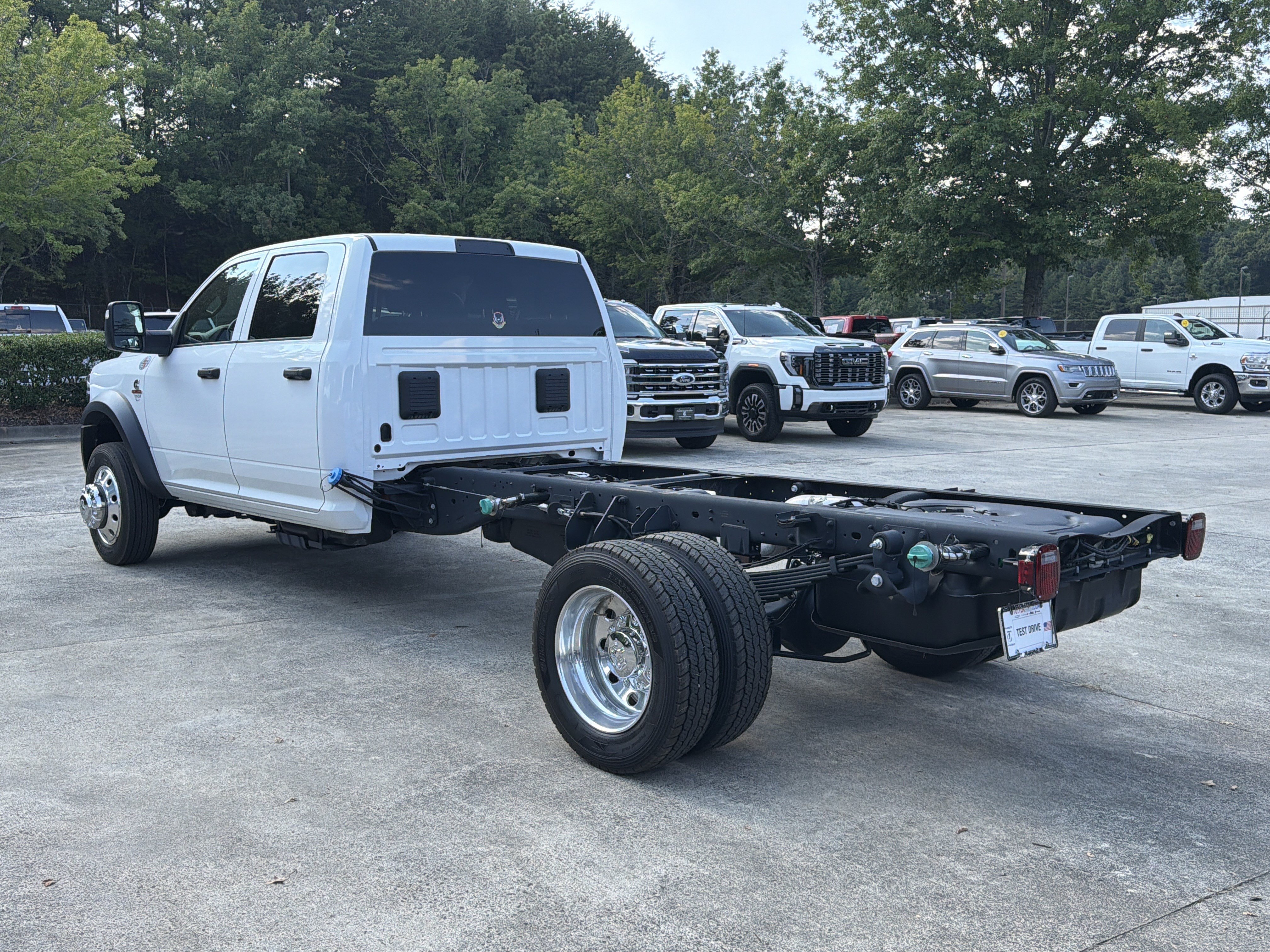 New 2026 RAM 5500 Tradesman w/ Chrome Appearance Group AWD/4WD image 5