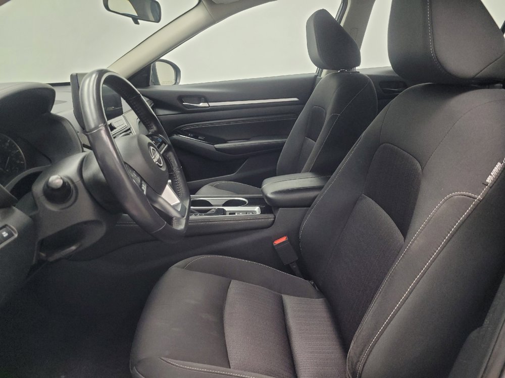 Used 2023 Nissan Altima 2.5 SV w/ SV Premium Package image 17