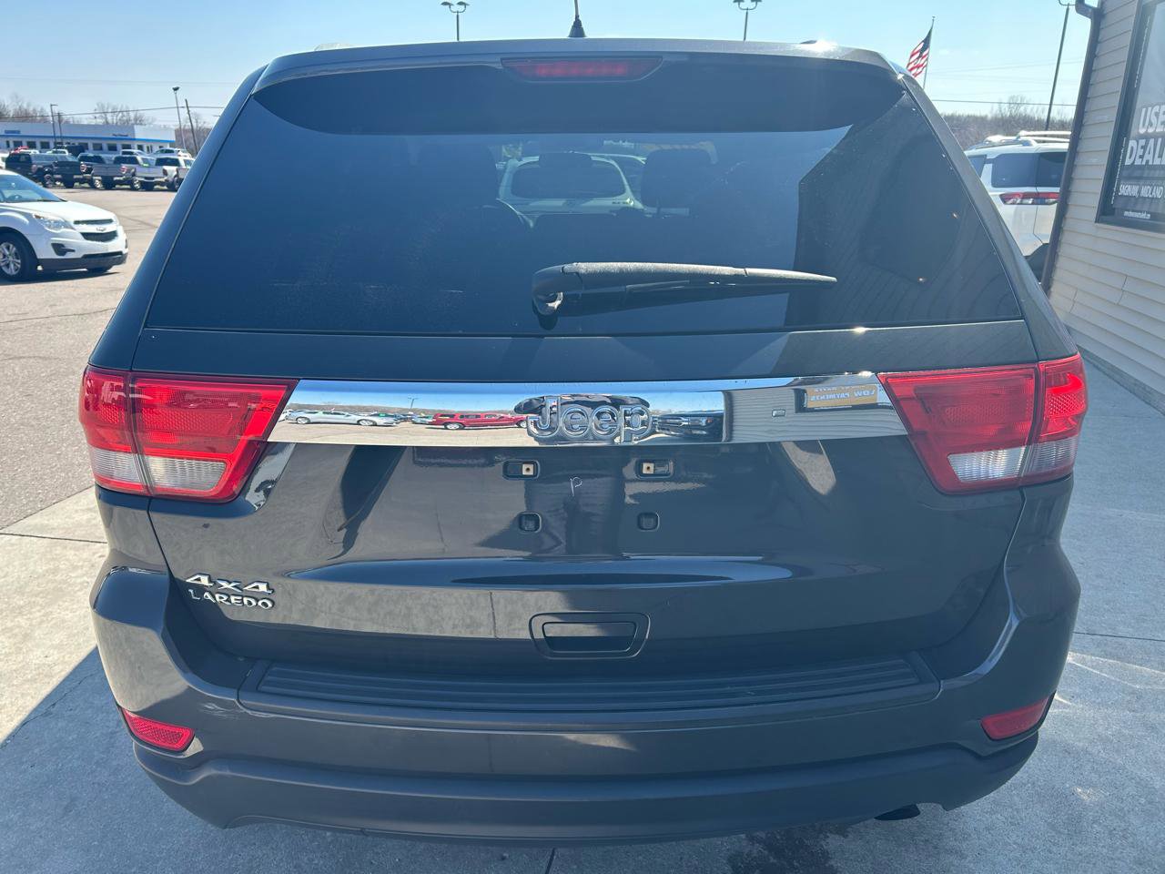 Used 2011 Jeep Grand Cherokee Laredo image 6