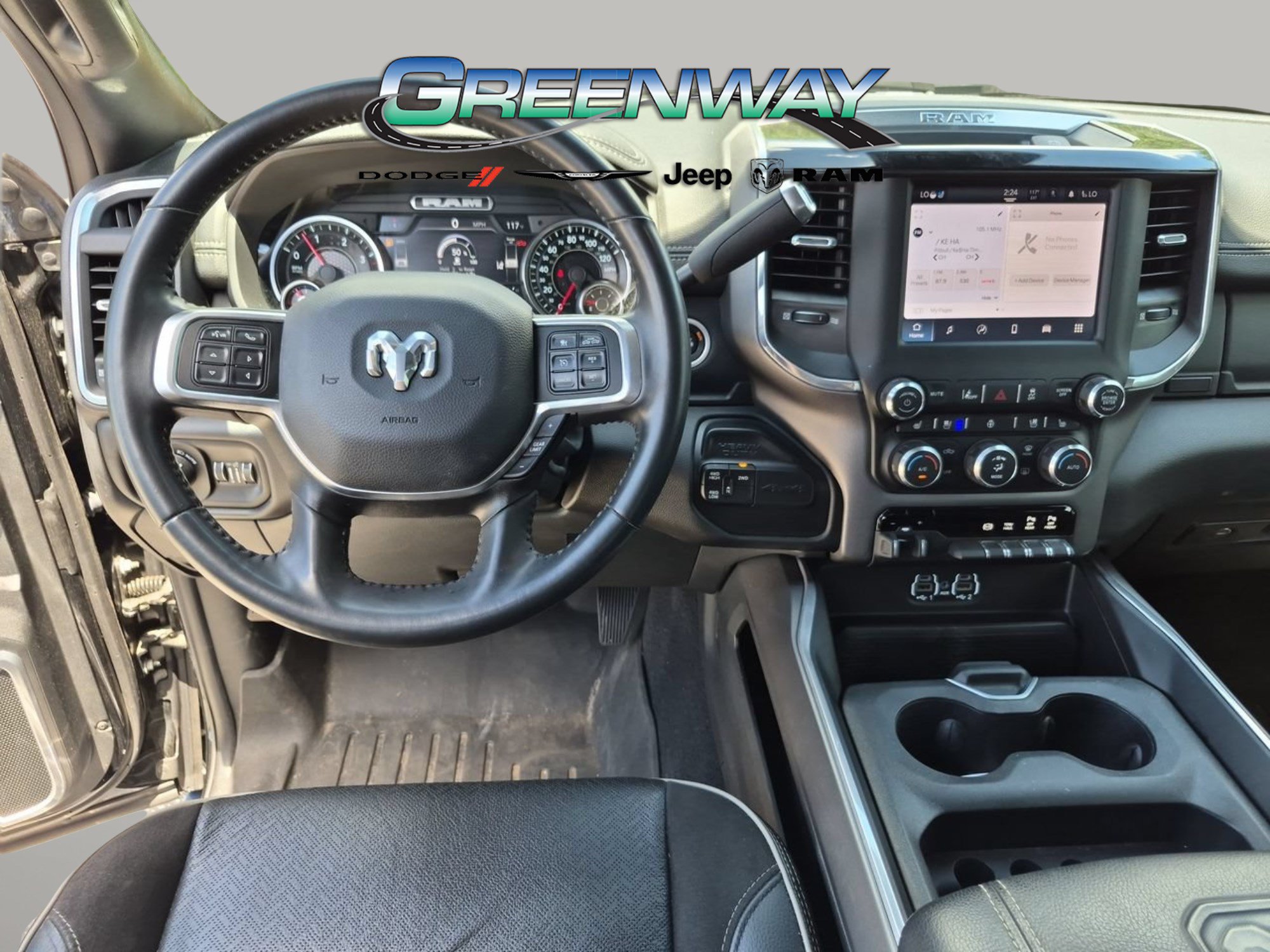 Used 2022 RAM 2500 Laramie w/ Night Edition AWD/4WD image 9