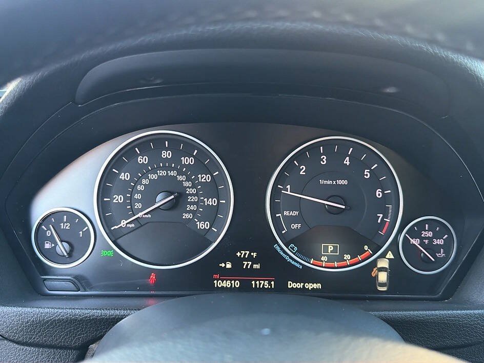 Used 2016 BMW 328i Sedan RWD image 7