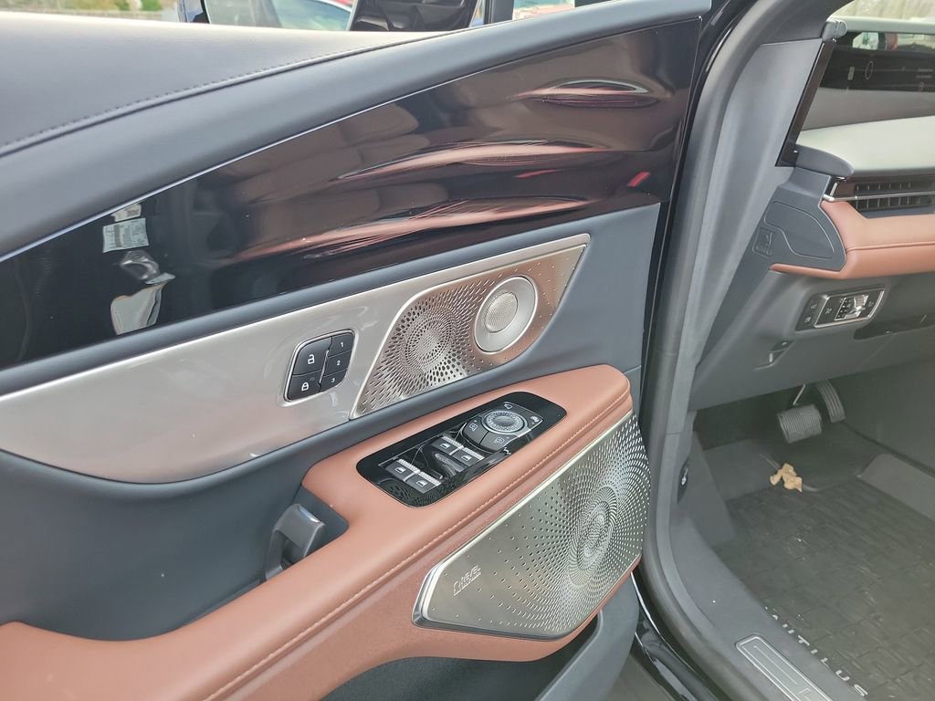 New 2026 Lincoln Nautilus Reserve AWD/4WD image 19