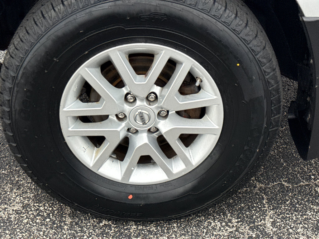 Used 2019 Nissan Frontier SV image 9