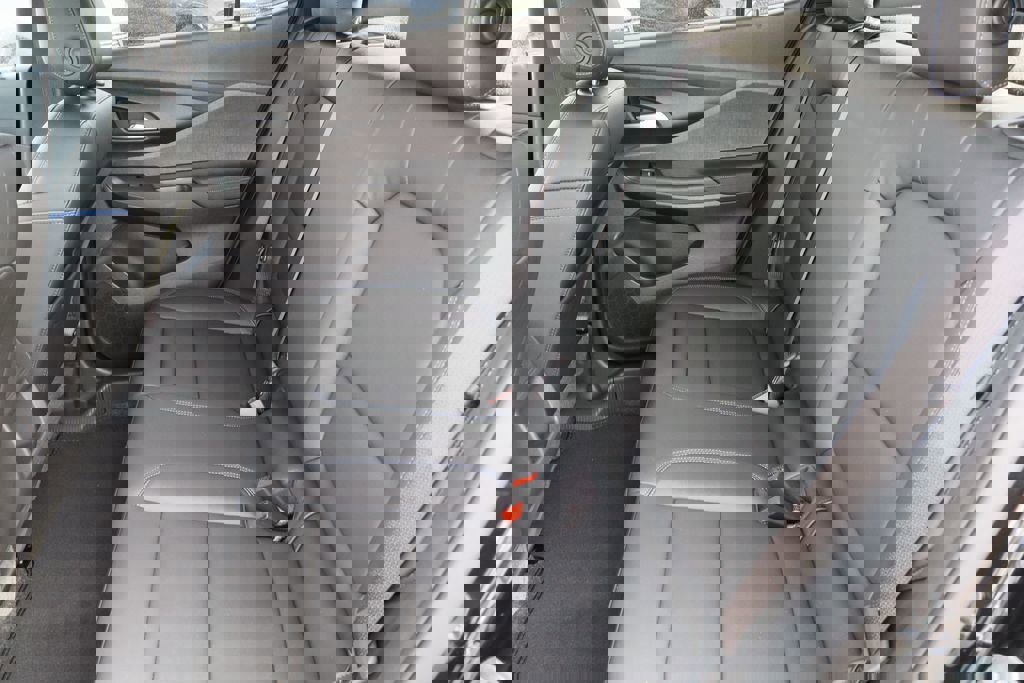 New 2026 Buick Envista Sport Touring image 18