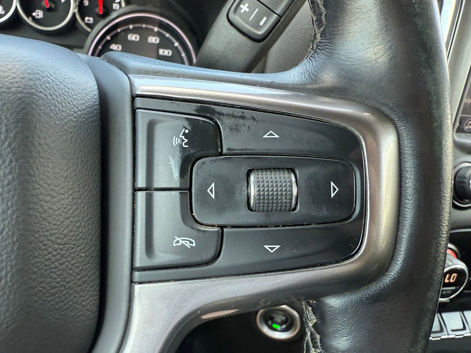 Certified 2022 Chevrolet Silverado 2500 LT w/ Convenience Package image 34