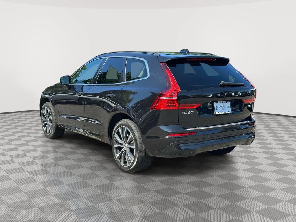 Used 2022 Volvo XC60 B5 Momentum w/ Climate Package AWD/4WD image 5