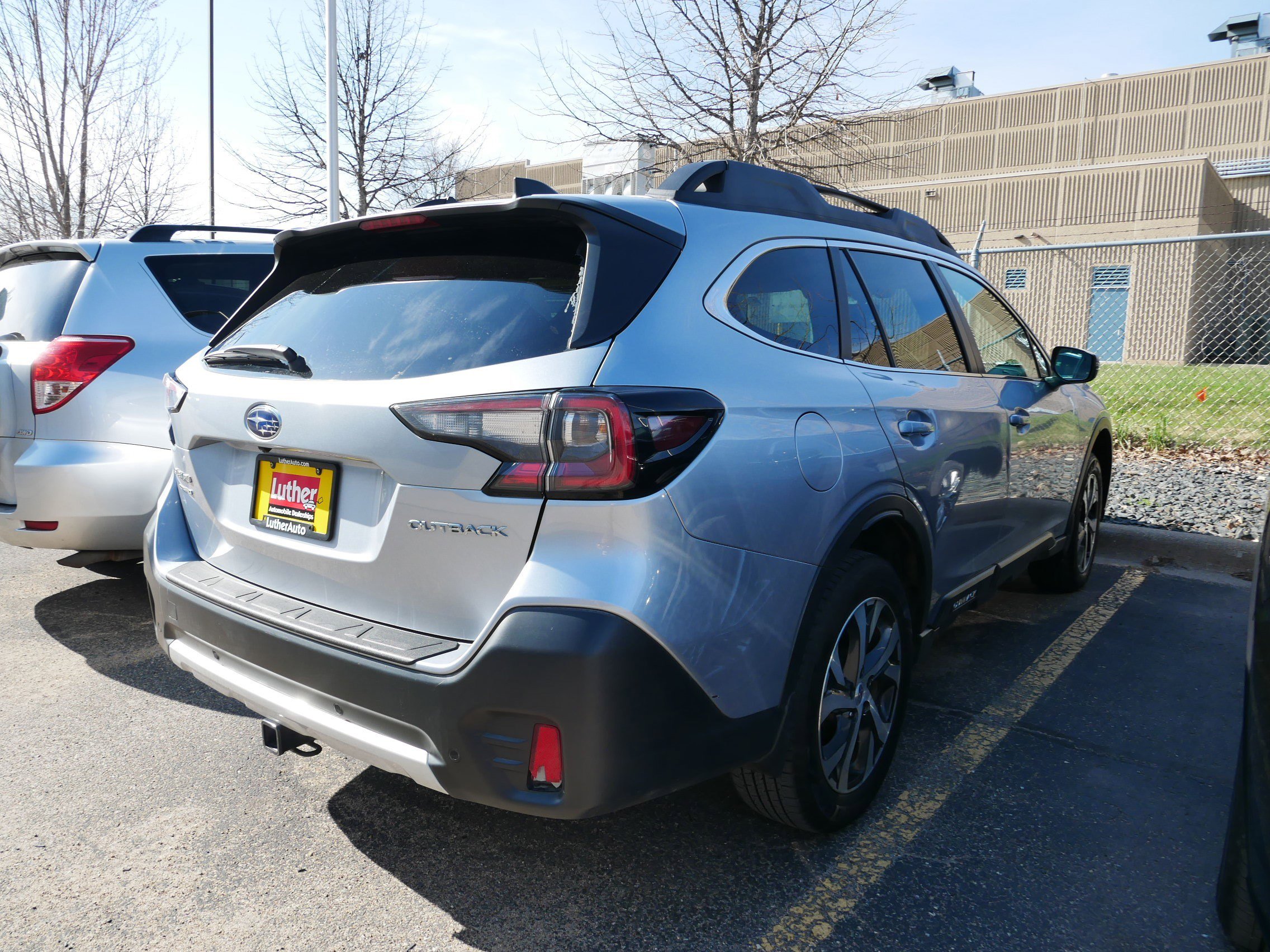 Used 2020 Subaru Outback Limited w/ Popular Package #2 image 5