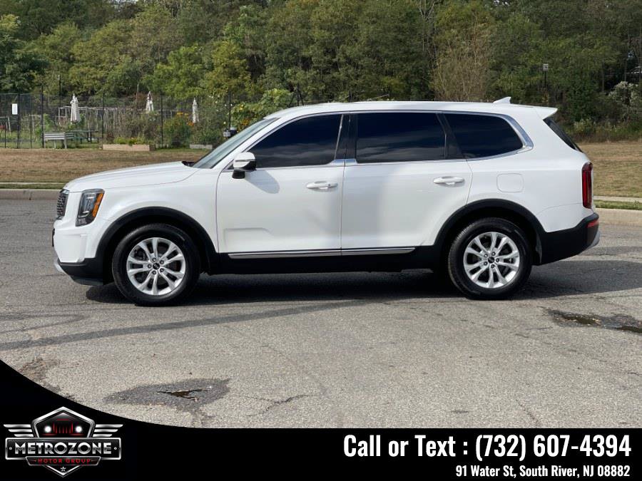 Used 2021 Kia Telluride LX AWD/4WD image 7