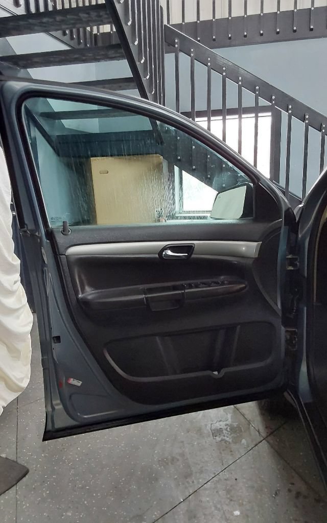 Used 2008 Saturn Outlook XE FWD image 13