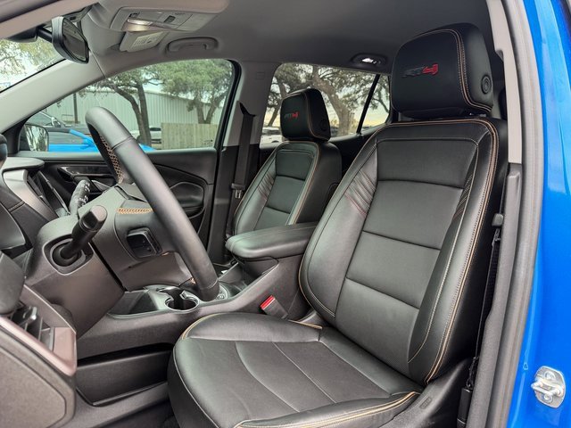 Used 2024 GMC Terrain AT4 w/ Infotainment Package II image 7