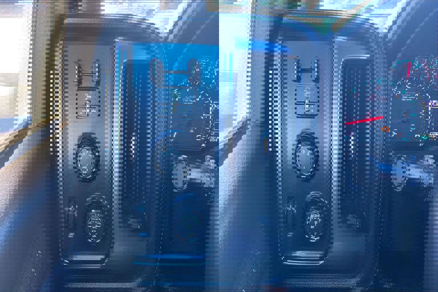 Used 2017 Chevrolet Silverado 2500 LTZ w/ LTZ Plus Package image 34