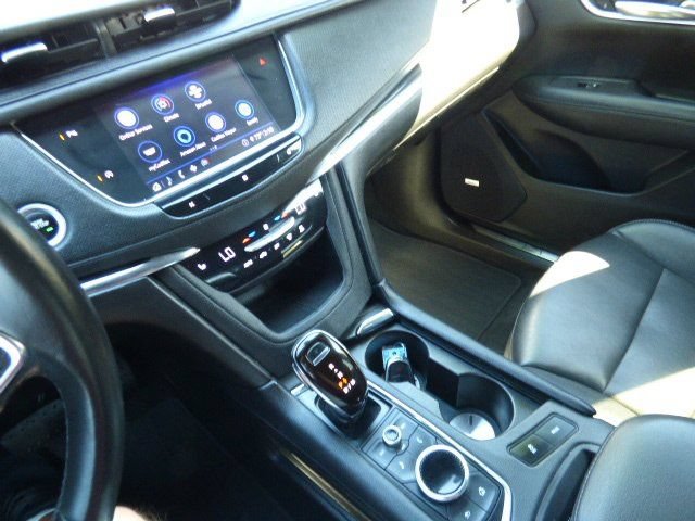 Used 2020 Cadillac XT5 Premium Luxury FWD image 15