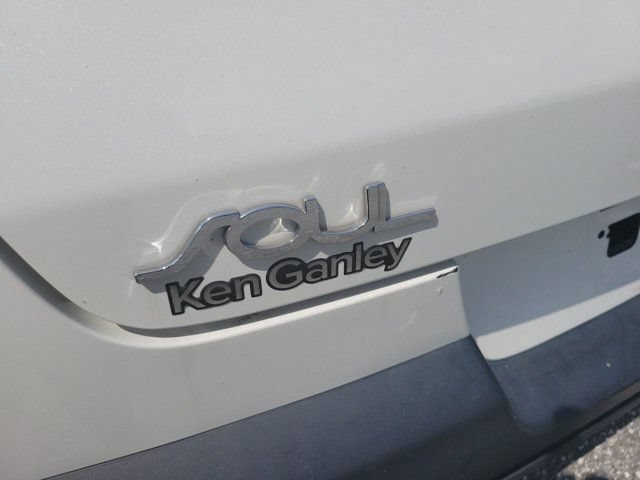 Used 2020 Kia Soul LX FWD image 8