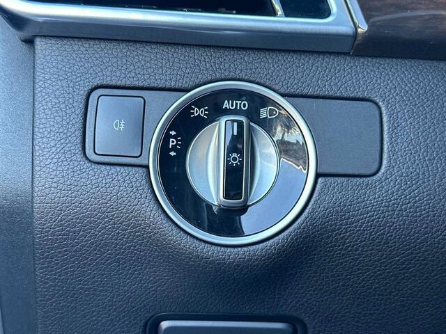 Used 2016 Mercedes-Benz GLE 300d GLE 300d 4D Sport Utility 4MAT image 34