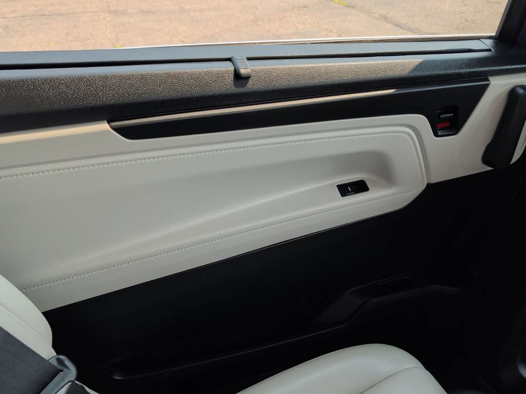 Used 2025 Honda Odyssey EX-L image 30