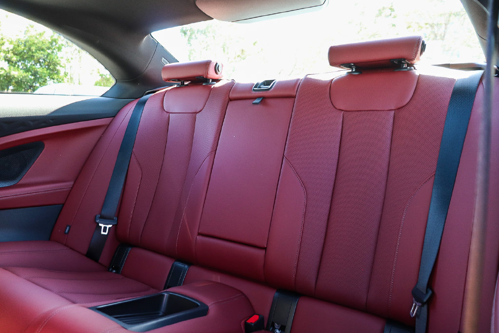 Used 2025 BMW M240i Coupe RWD image 16
