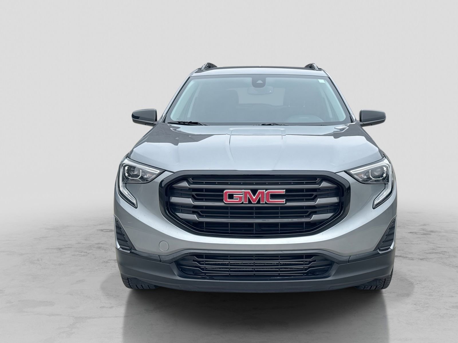 Used 2020 GMC Terrain SLE w/ Driver Convenience Package image 9