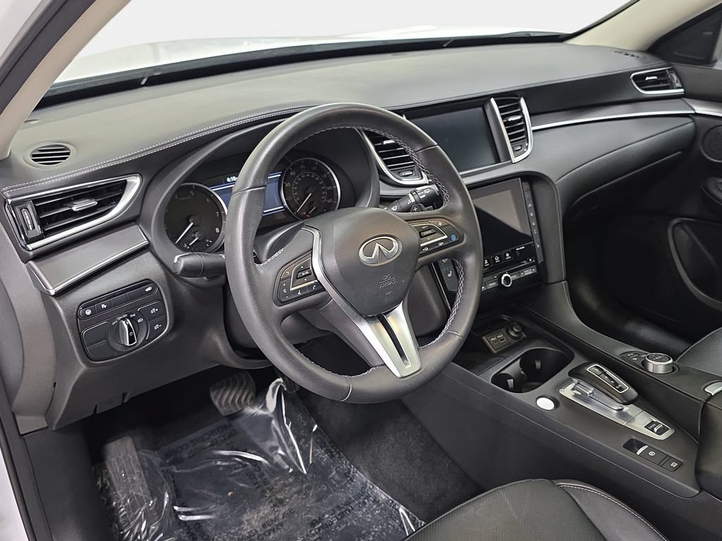 Certified 2023 INFINITI QX50 Luxe w/ Cargo Package AWD/4WD image 13