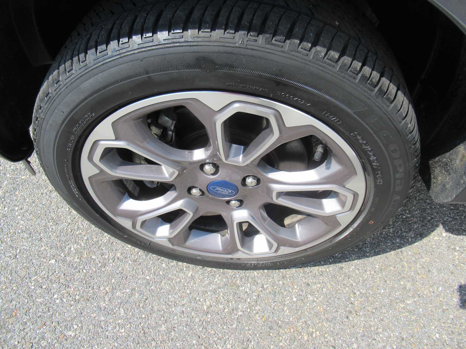 Used 2022 Ford EcoSport Titanium w/ Interior Protection Package image 11