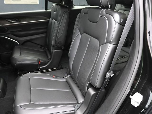 New 2026 Jeep Grand Cherokee L Limited AWD/4WD image 36