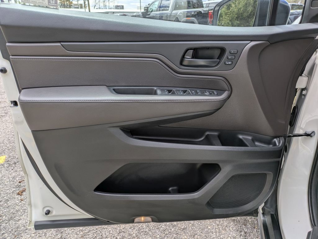 Used 2018 Honda Odyssey EX-L image 9