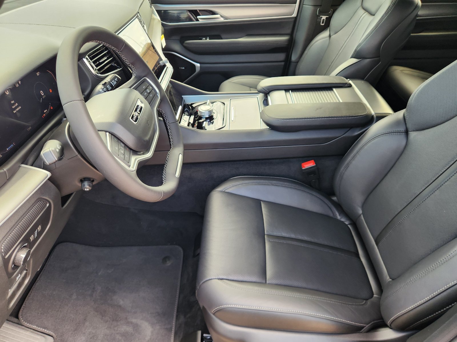 New 2026 Jeep Grand Wagoneer Limited AWD/4WD image 12
