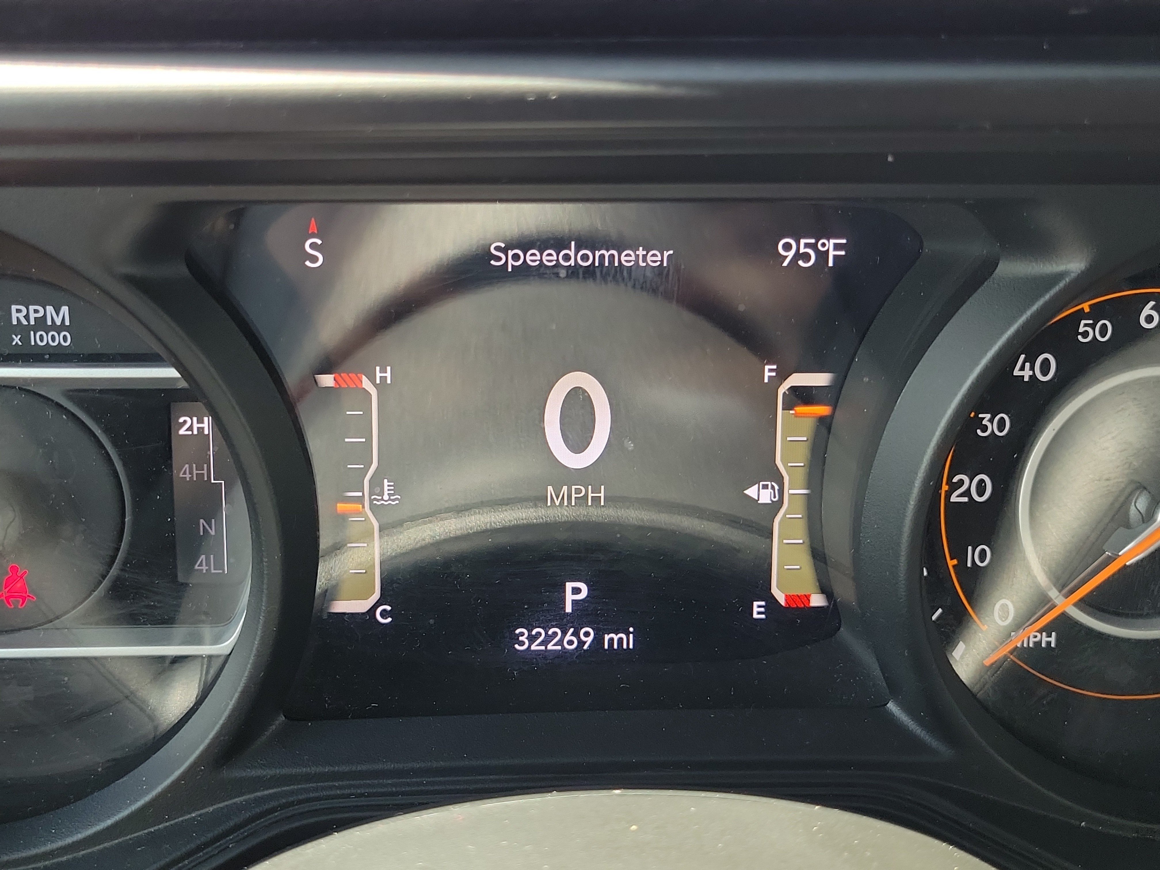 Used 2024 Jeep Gladiator Sport AWD/4WD image 23