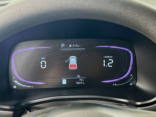 Certified 2025 Kia Soul LX image 12