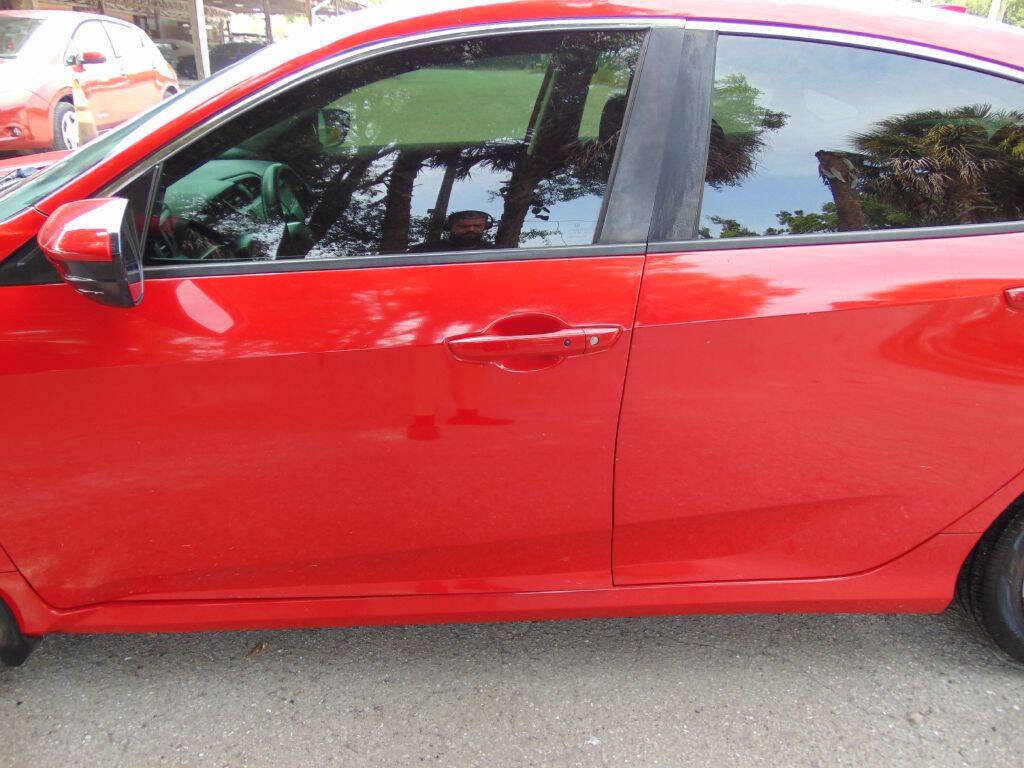 Used 2018 Honda Civic EX-L image 3