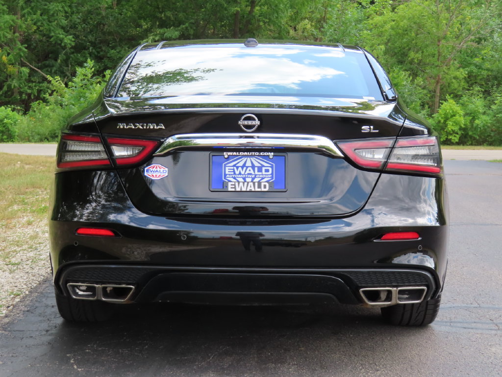 Used 2023 Nissan Maxima SL FWD image 5