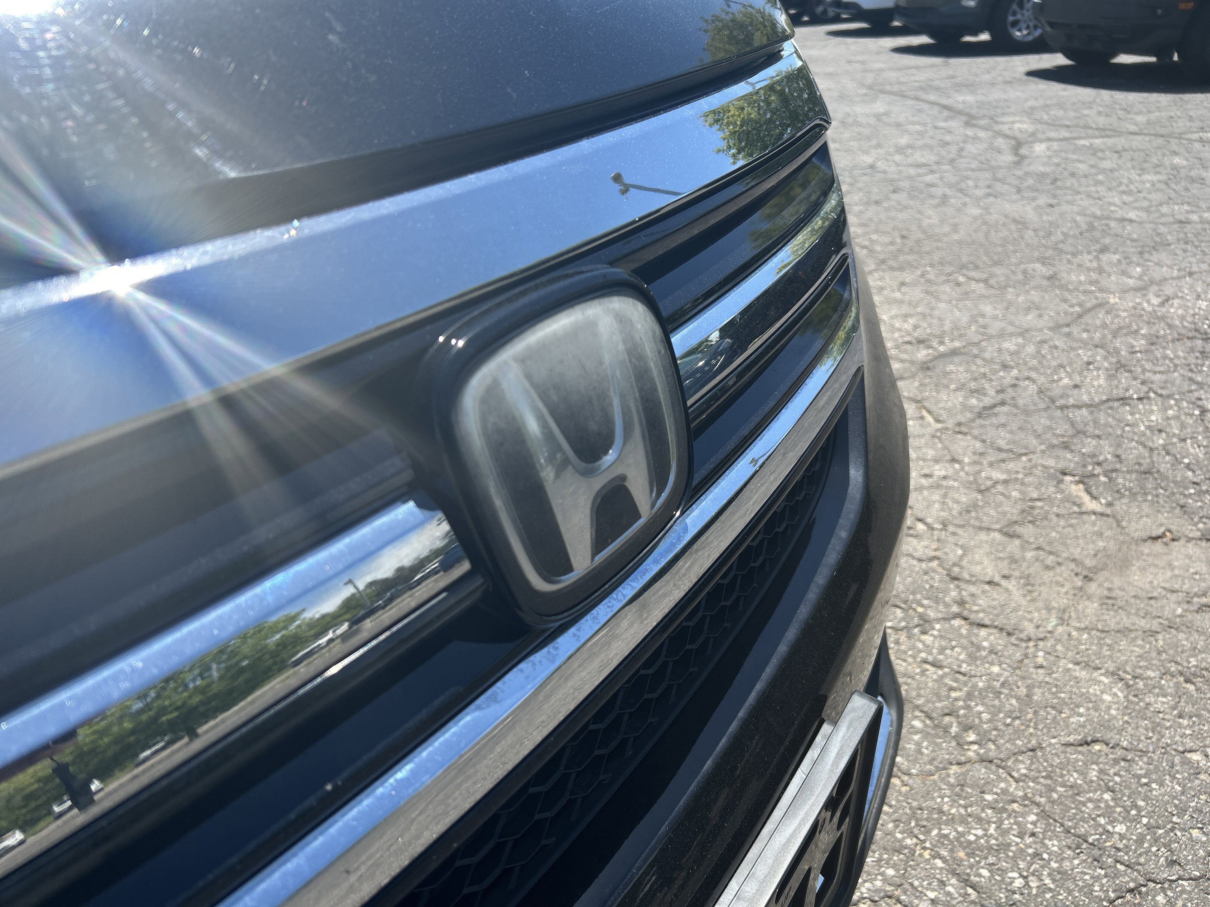 Used 2017 Honda Pilot Touring image 38