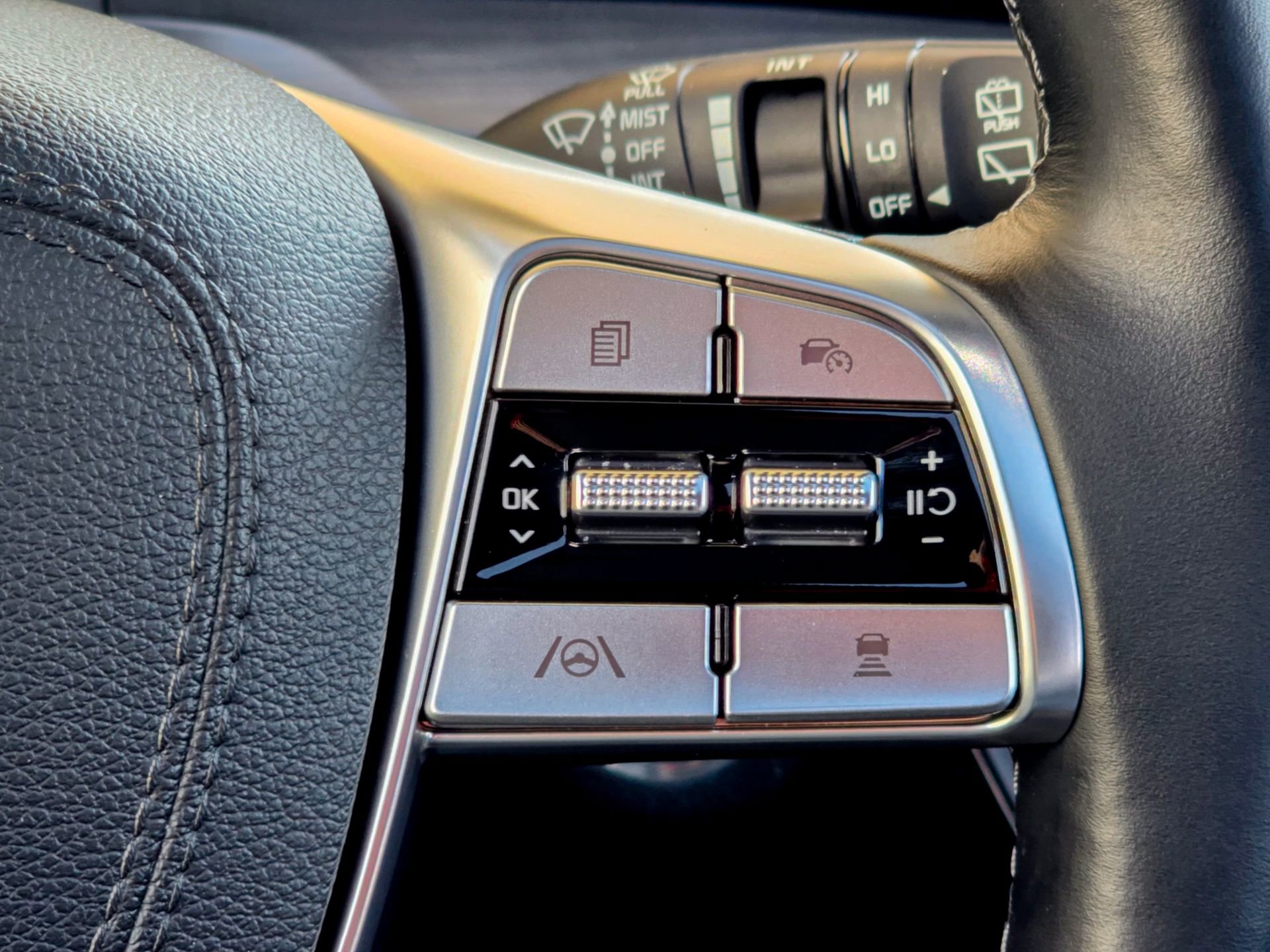 Used 2025 Kia Telluride EX X-Line image 42