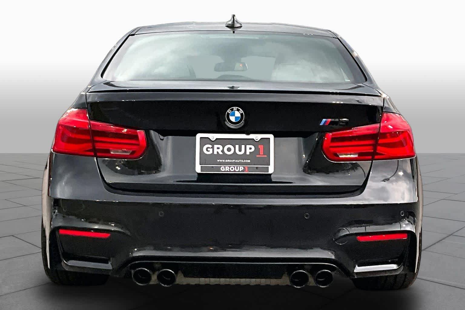 Used 2018 BMW M3 RWD image 5