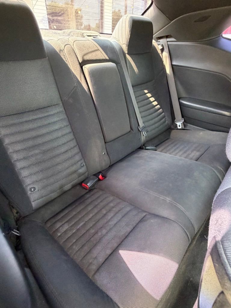 Used 2012 Dodge Challenger R/T RWD image 21