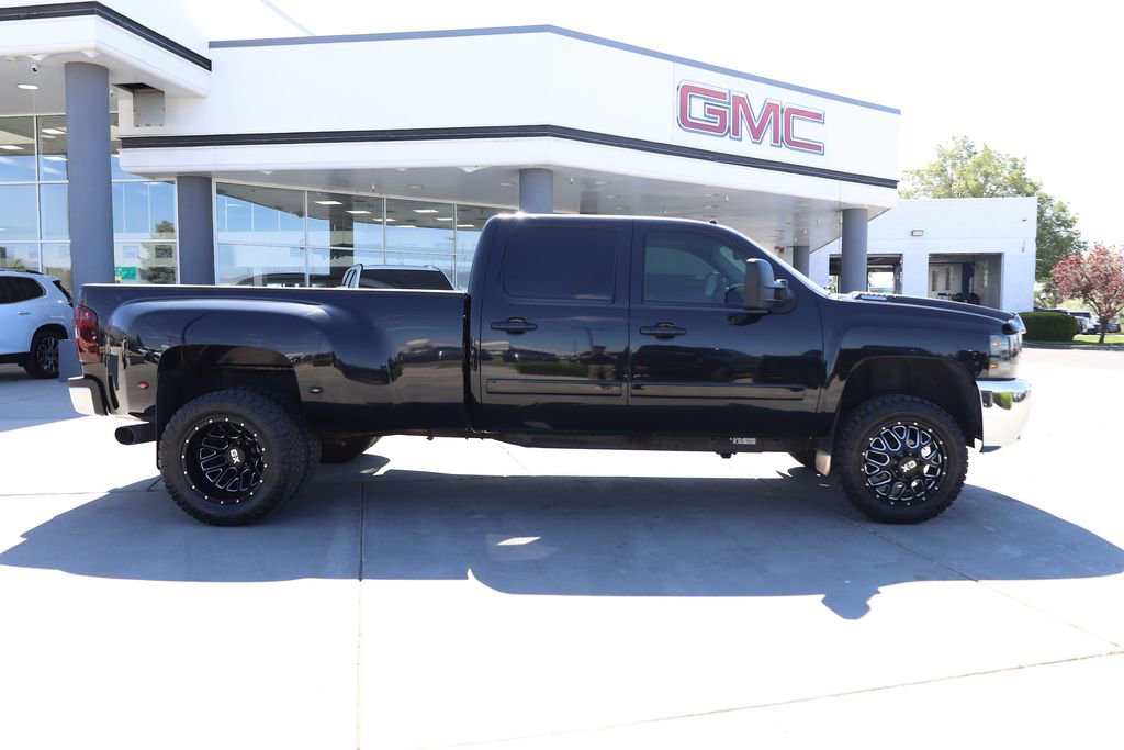 Used 2007 Chevrolet Silverado 3500 LTZ AWD/4WD image 7