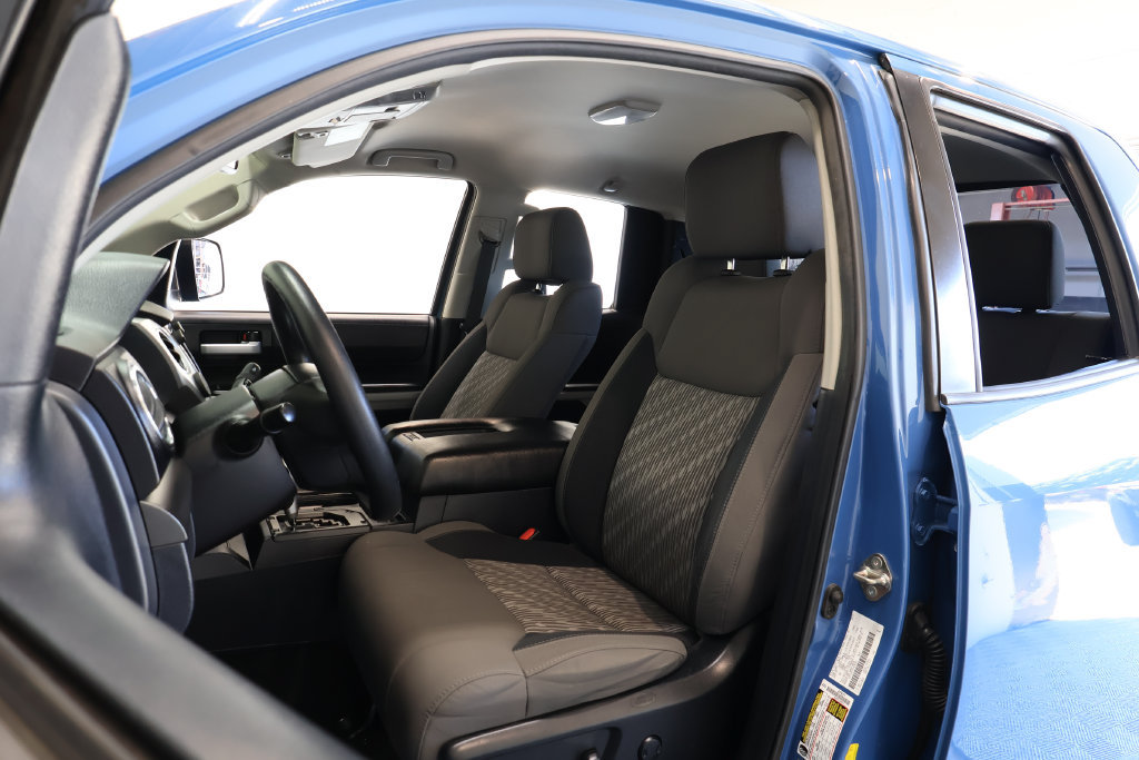 Used 2019 Toyota Tundra SR5 w/ Convenience Package AWD/4WD image 20