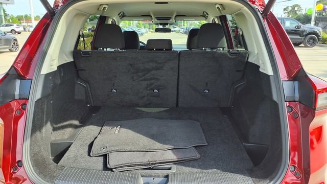 Used 2025 Nissan Rogue SV AWD/4WD image 12