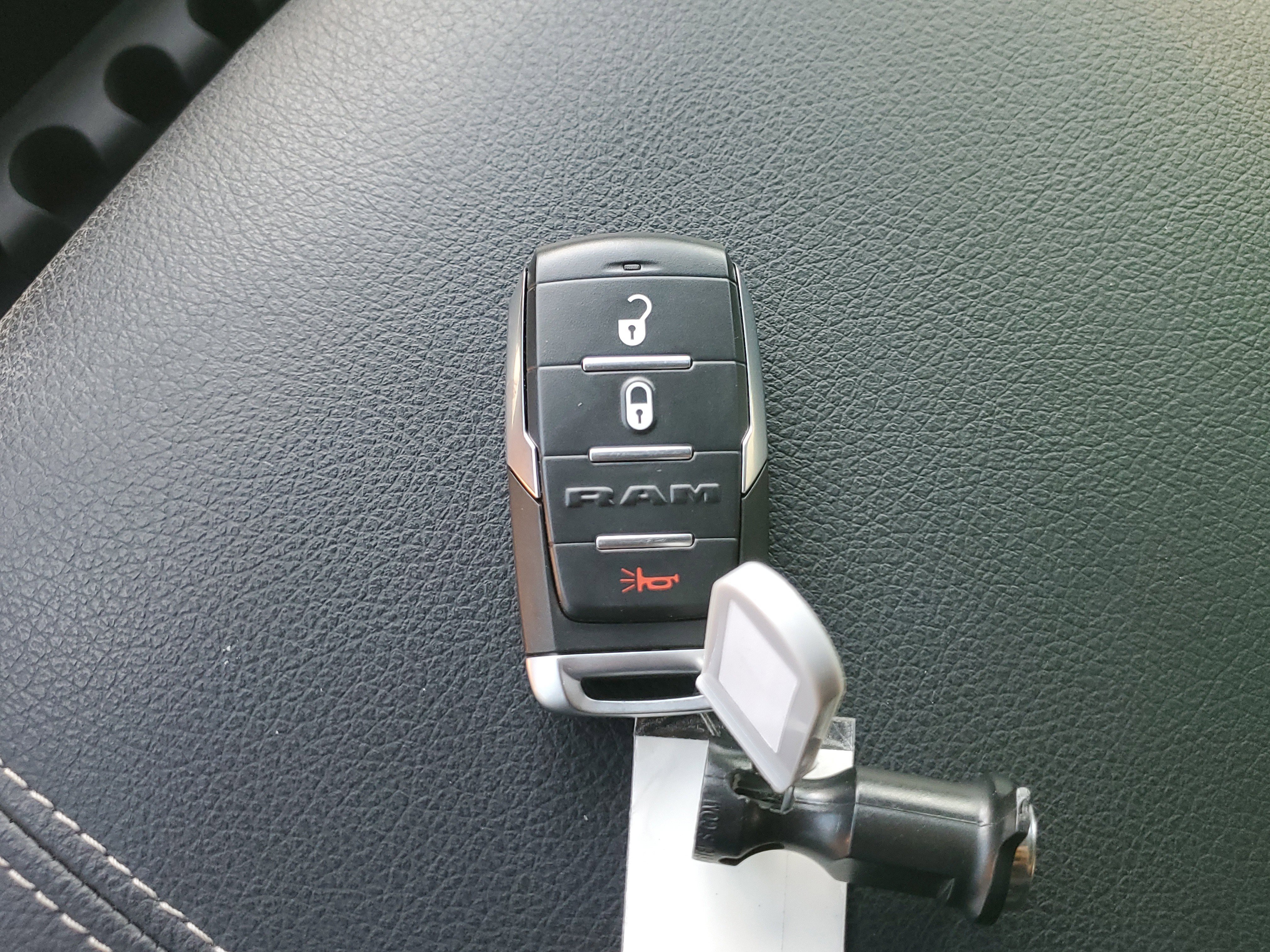 Used 2021 RAM 1500 Big Horn image 30