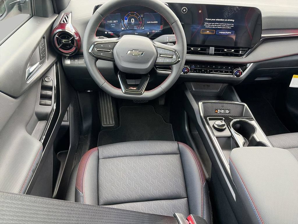 New 2026 Chevrolet Equinox RS w/ Convenience Package III FWD image 12