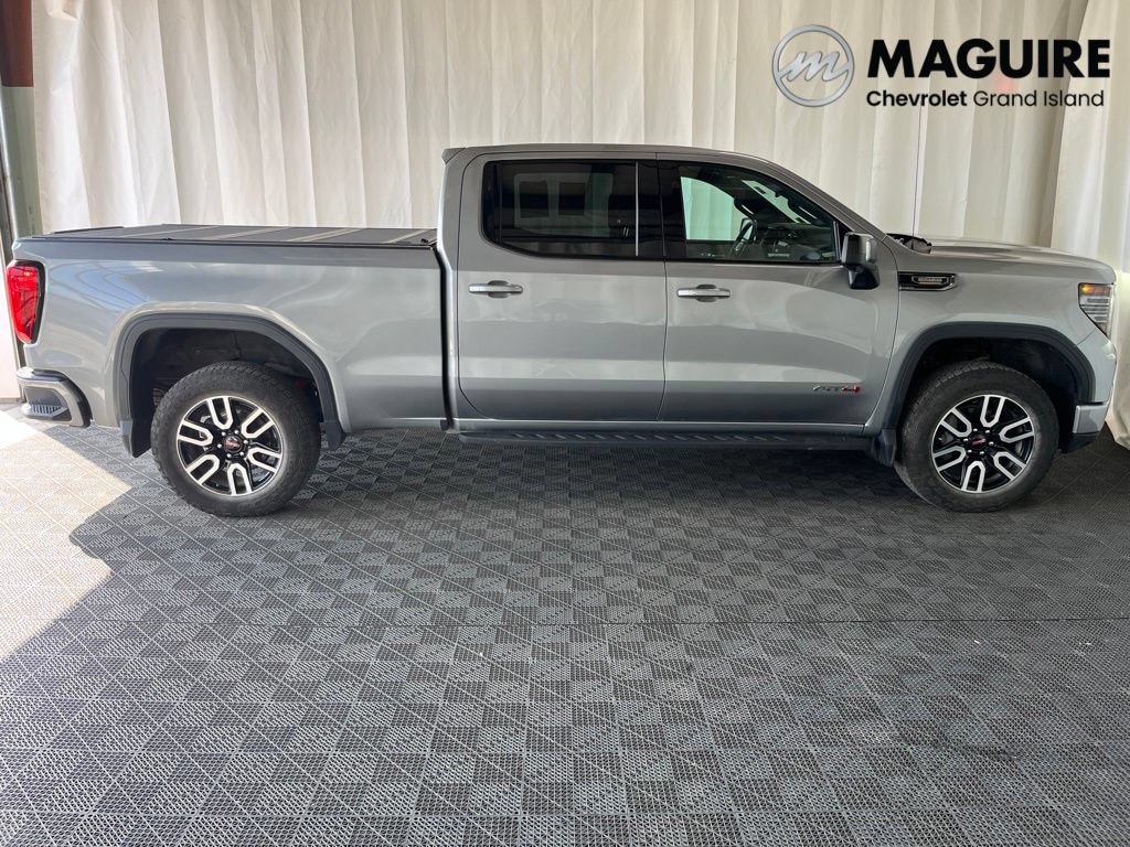 Used 2024 GMC Sierra 1500 AT4 w/ AT4 Premium Package AWD/4WD image 2