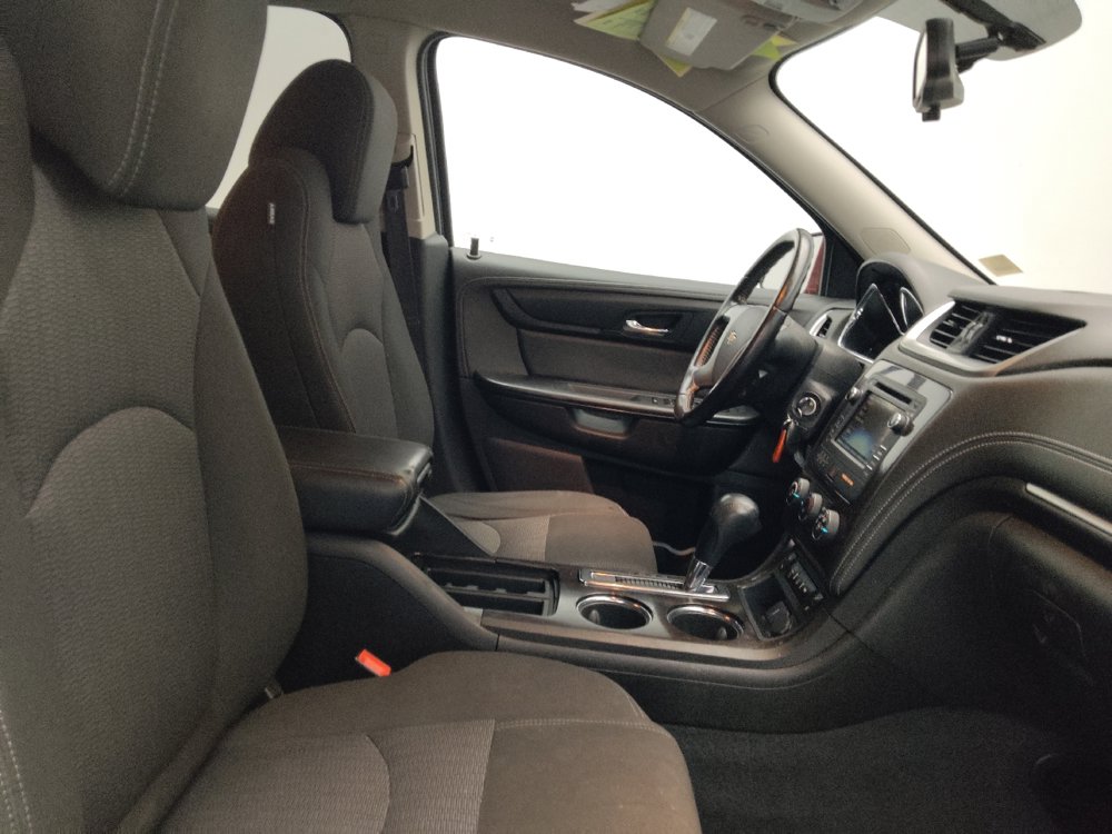 Used 2017 Chevrolet Traverse LT w/ Style and Technology Package FWD image 21
