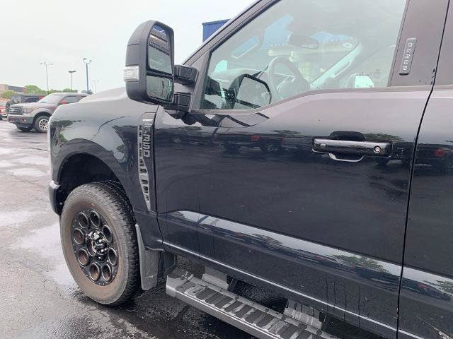 Certified 2024 Ford F350 Lariat w/ Lariat Ultimate Package AWD/4WD image 15