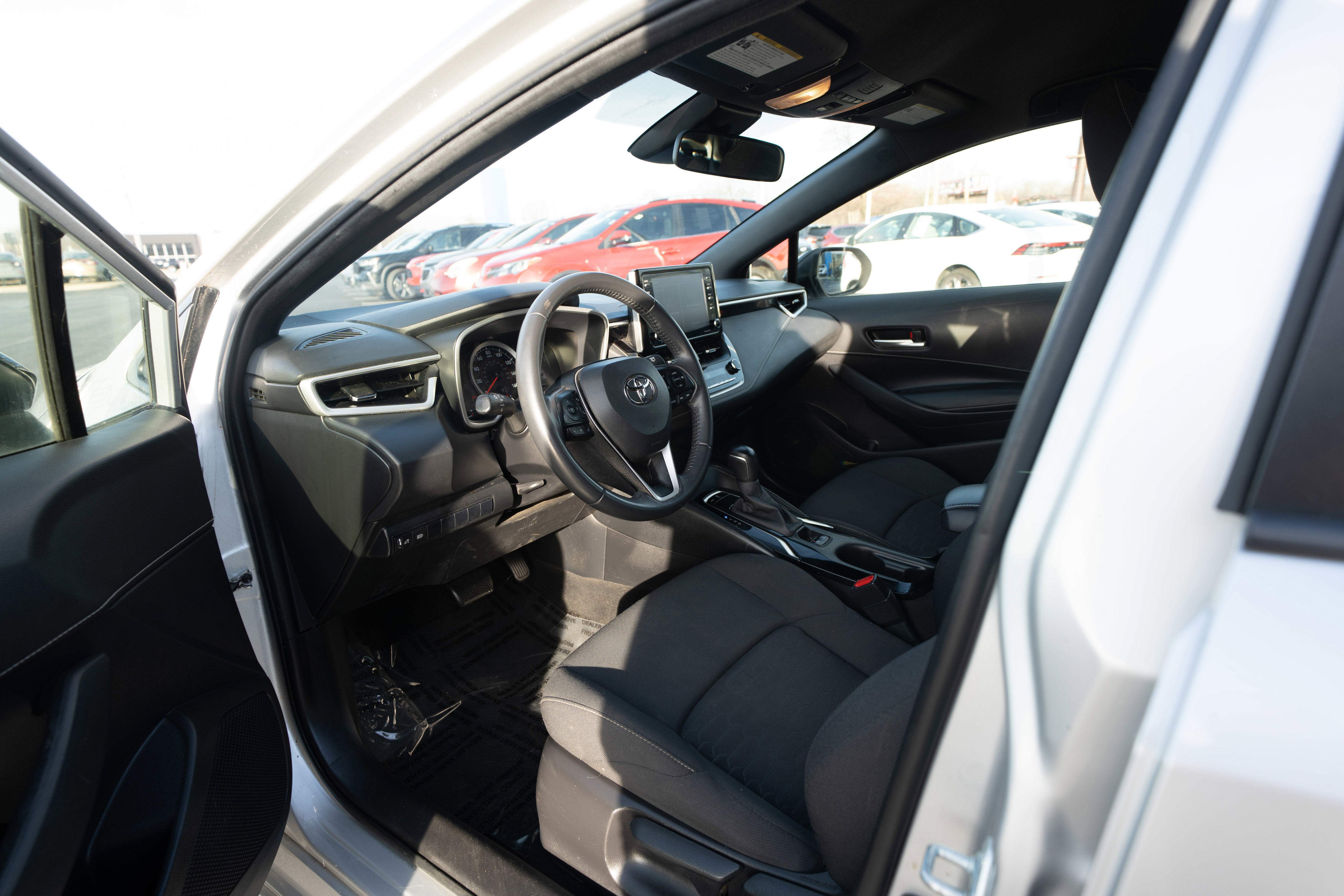 Used 2021 Toyota Corolla SE image 8