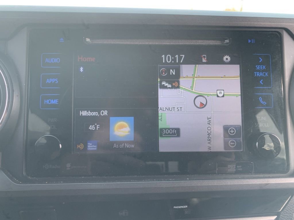 Used 2016 Toyota Tacoma TRD Sport w/ Exterior Package RWD image 19