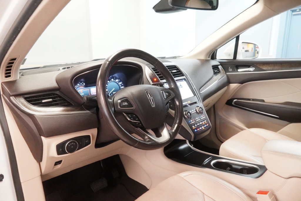 Used 2019 Lincoln MKC Reserve w/ MKC Climate Package AWD/4WD image 7