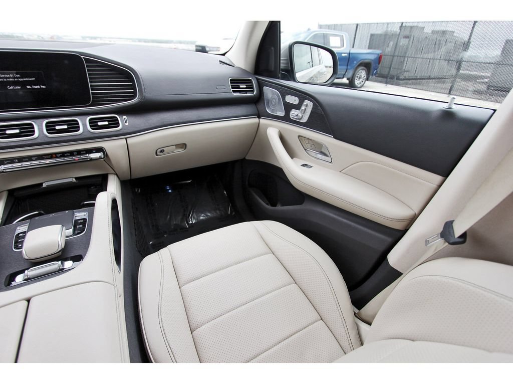 Used 2020 Mercedes-Benz GLS 450 4MATIC image 10